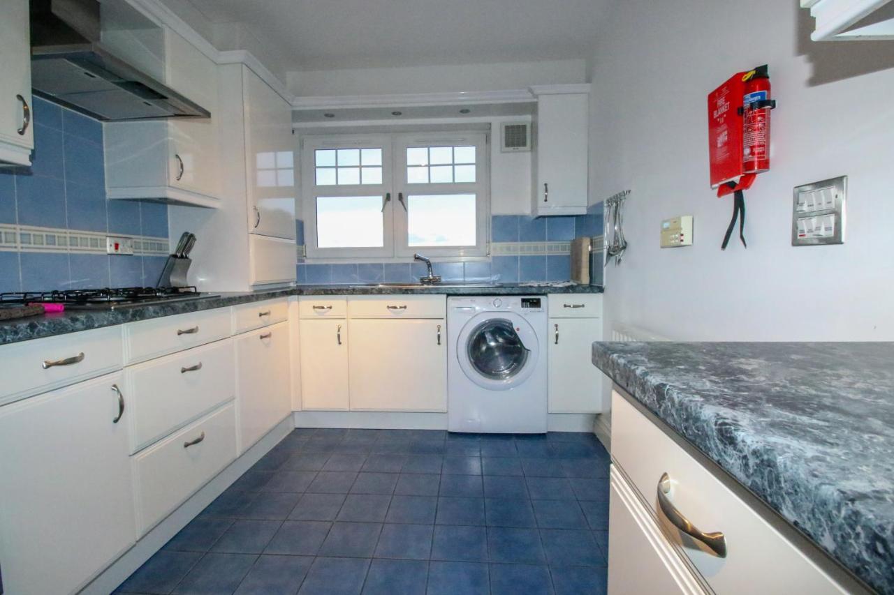 Turnberry Apartments Luaran gambar